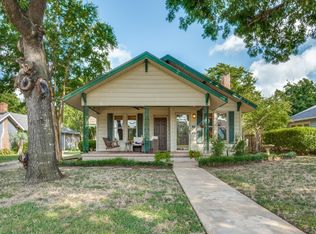 1107 E Marvin Ave, Waxahachie, TX