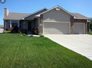220 W Capstone Ct, Andover, KS 67002