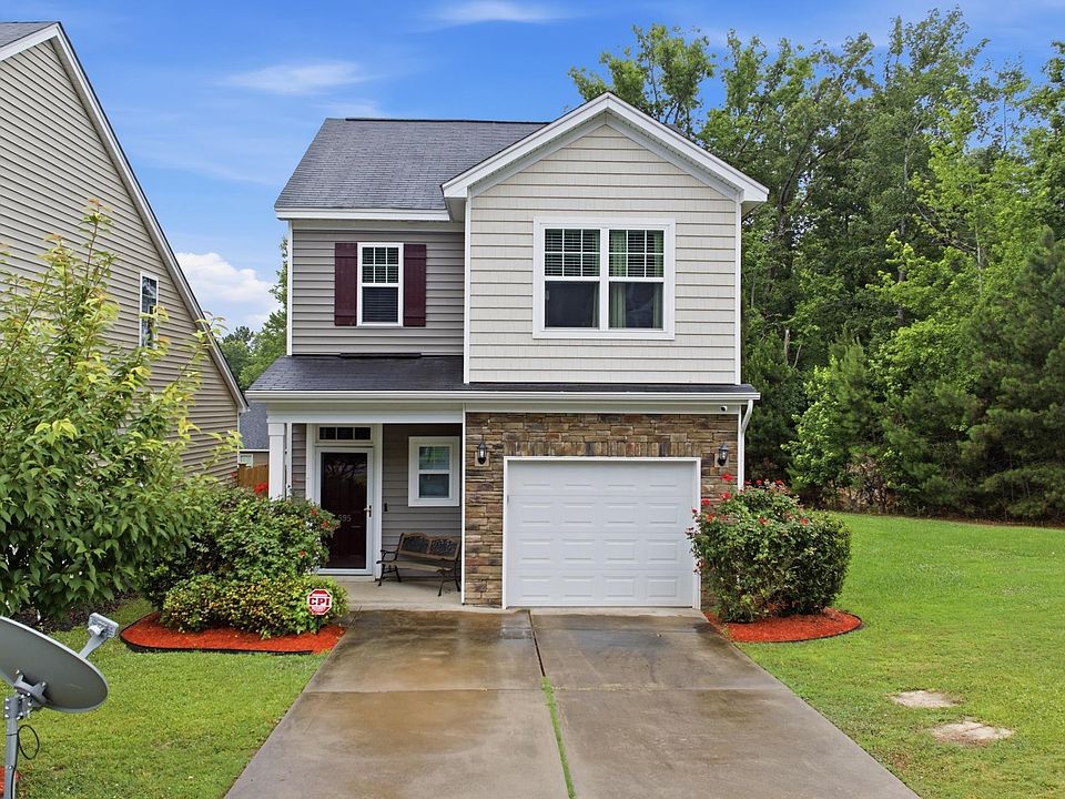 1st image of 595 Flat Creek Dr