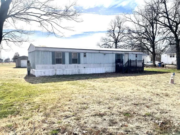 724 W Main Ave, Bernie, MO 63822