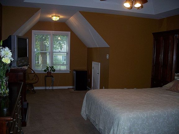Master Suite has lots of space & privacy