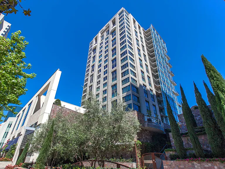 645 Front St #604 — Photo 42