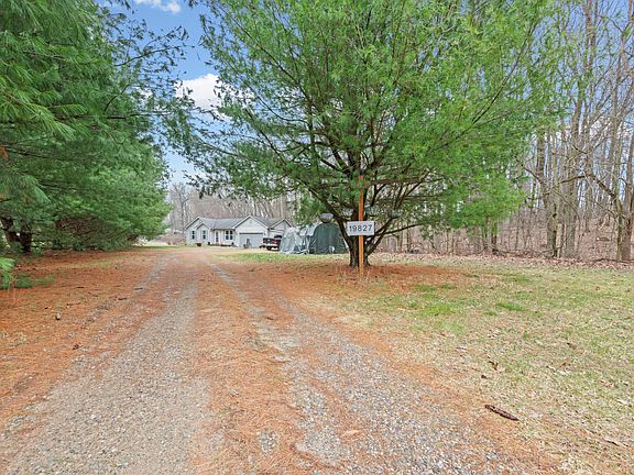 2nd image of 19827 Williamsville Rd