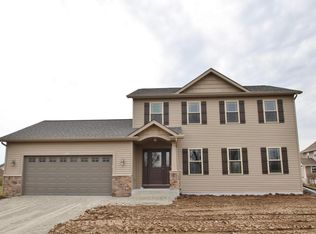 705 Sutton Dr, Watertown, WI 53094