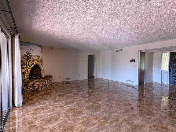 3rd image of 573 W Camino Del Monte