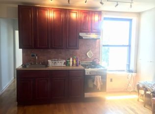 102 Macon St APT 10, Brooklyn, NY 11216