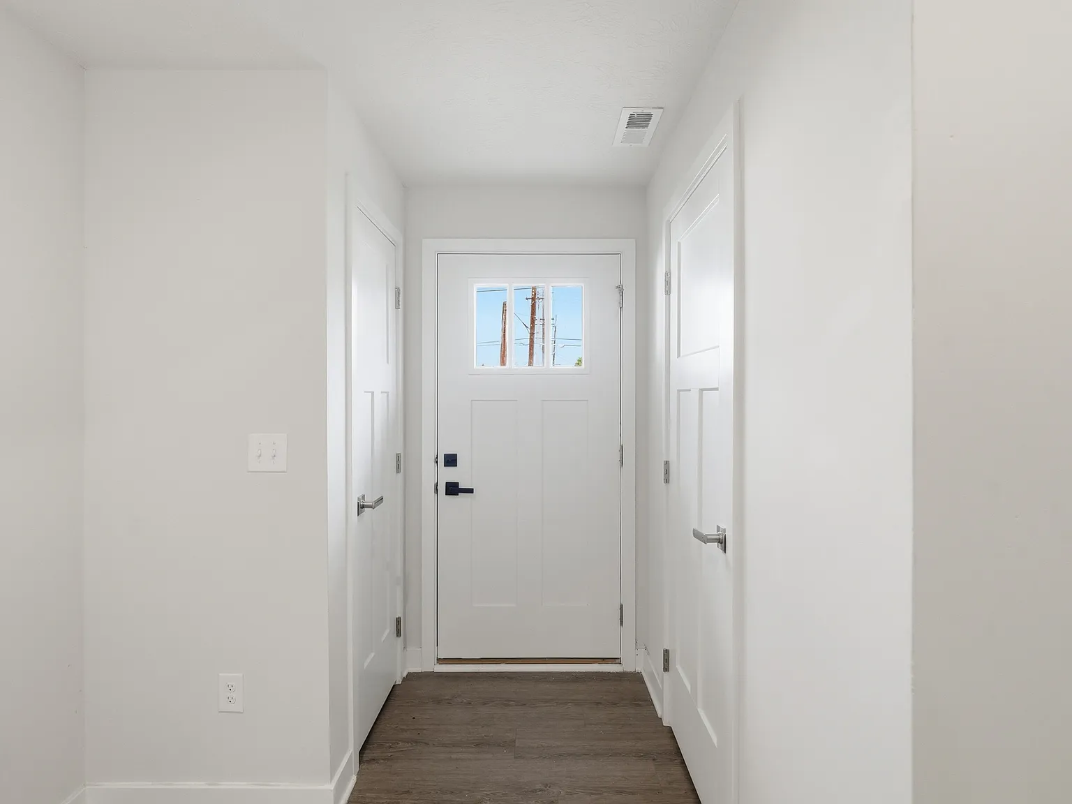 4 bed, 1684 sqft, $2,600 — Photo 1