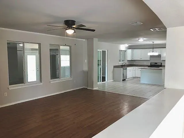 1531 Brandi Cir — Photo 4