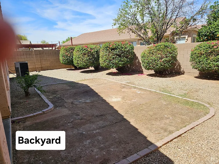 890 E Kyle Ct — Photo 4