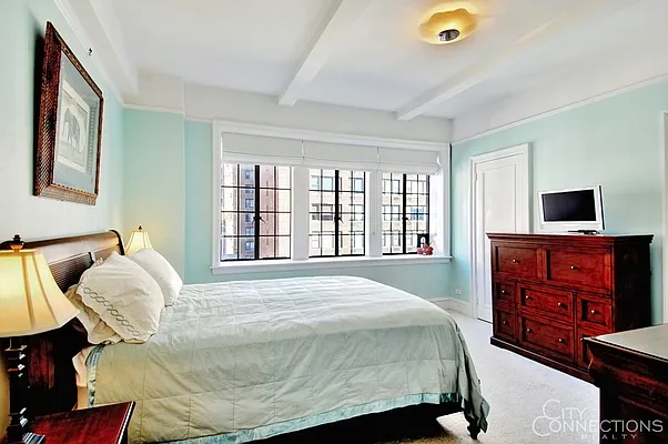 Sold by City Connections Realty | media 17