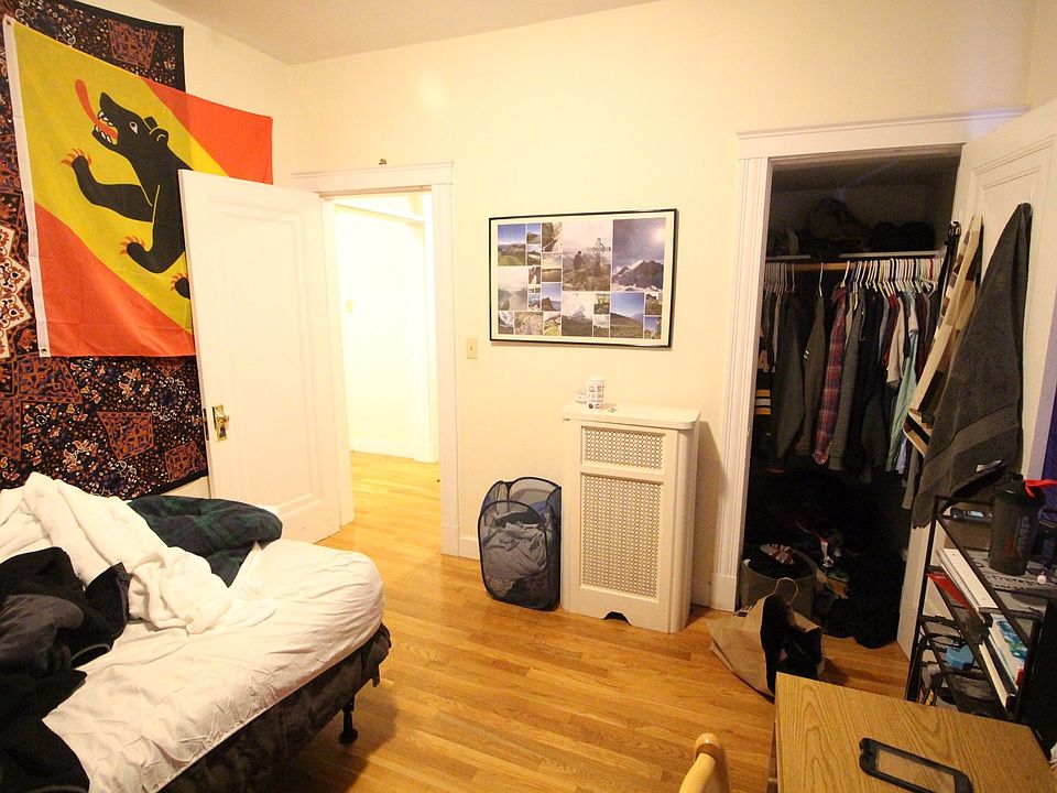 2nd image of 193 Pleasant St APT 3