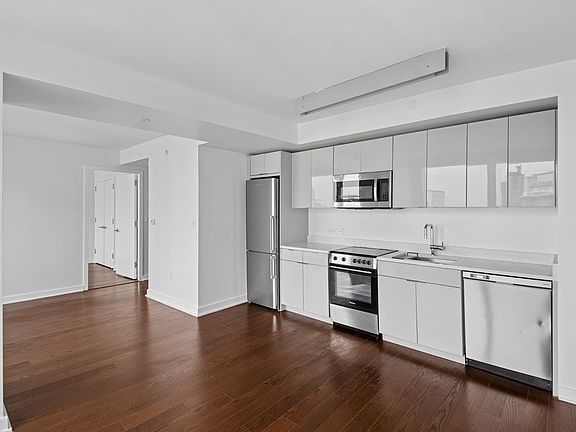 4th image of 400 W 113th St APT 1508