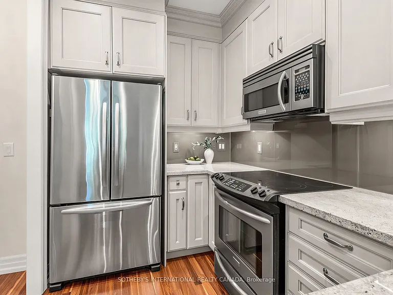 21 Burkebrook Pl #224 — Photo 6