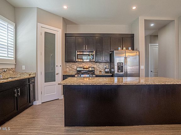 5th image of 13009 Birdsview Cir