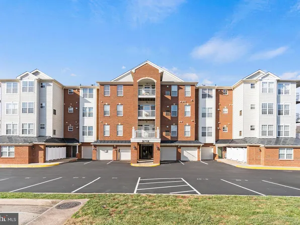 9712 Handerson Pl Unit 101, Manassas Park, VA 20111