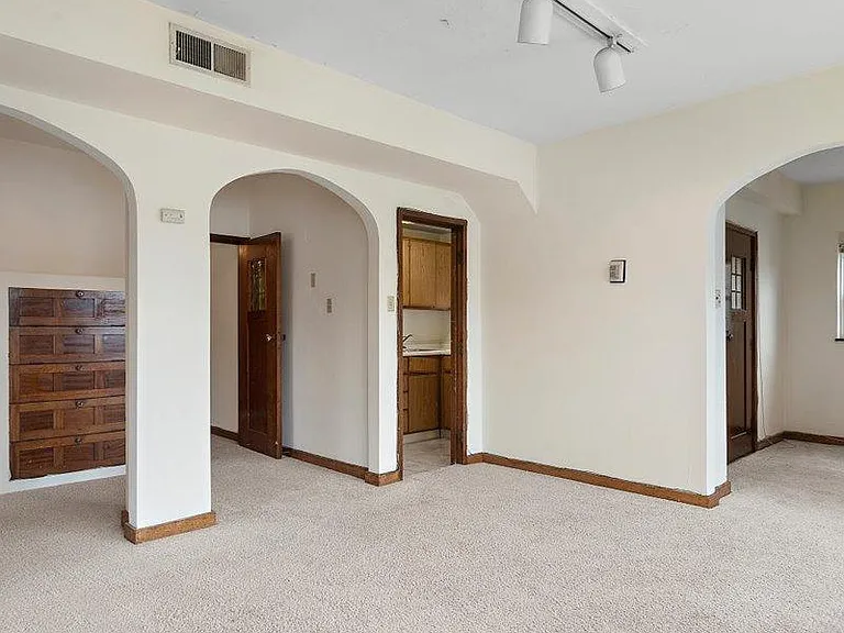 340 S Highland Ave #6B — Photo 6