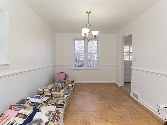 2nd image of 2211 Woodhull Ave