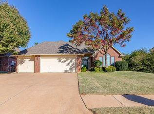 1608 Natchez Rd, Edmond, OK 73012