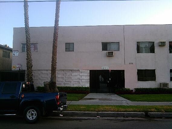 1st image of 12221 Vanowen St #12221L