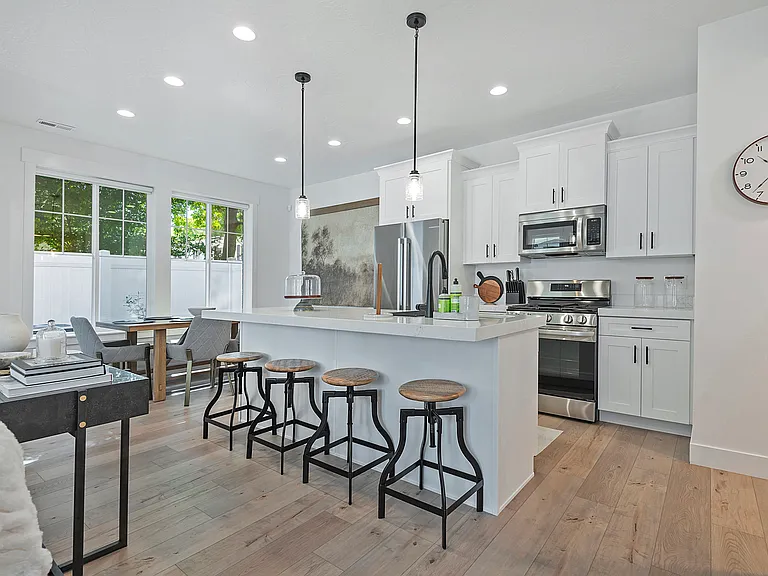 3963 S Mill Farm Ln — Photo 7