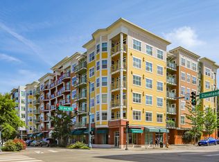16141 Cleveland St UNIT 203, Redmond, WA 98052