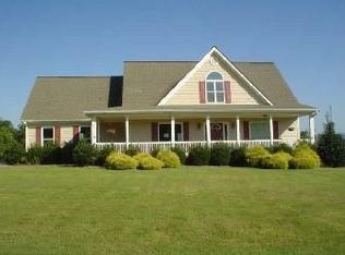 102 Silver Creek Dr, Canton, GA 30114