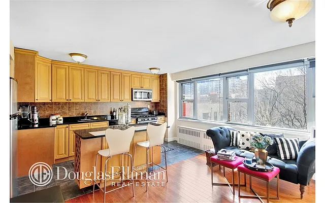Rented by Douglas Elliman | media 10