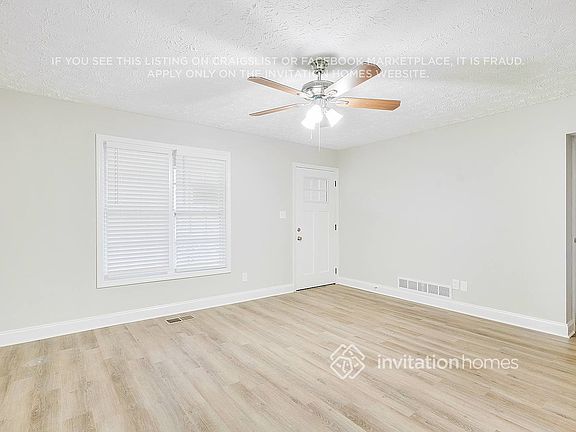 5th image of 5484 Pine Dr SW