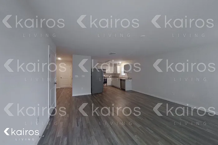 3 bed, 2.0 bath, 1246 sqft, $1,925 — Photo 4