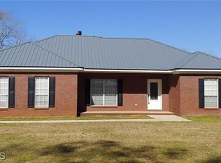 231 Sheffield Cir N, Creola, AL 36525