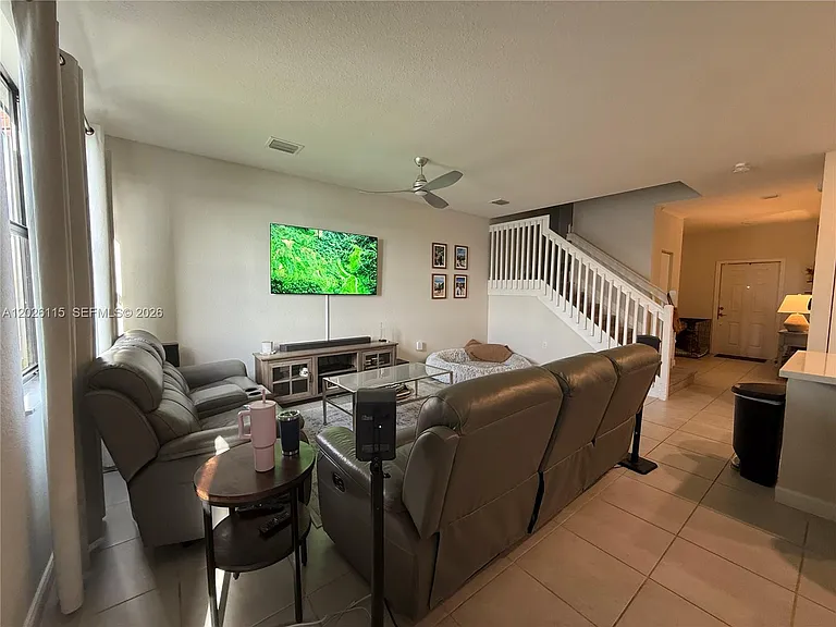 10273 SW 231st Ln — Photo 5