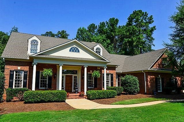 1st image of 204 Indian Wells Dr