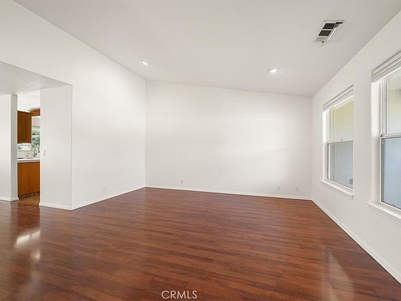 5th image of 2450 Ferrocarril Rd