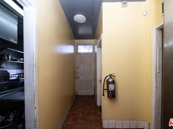 los-angeles-california-2098295573 picture