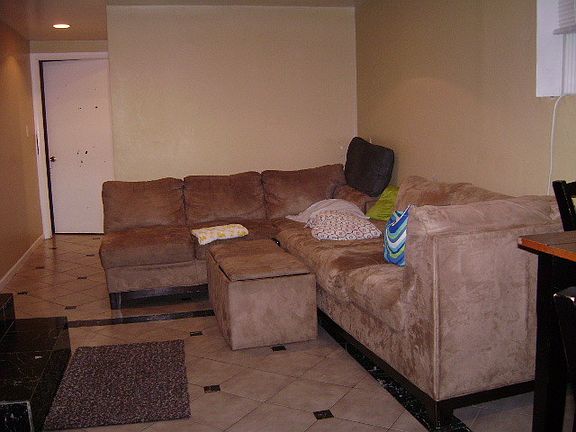 3rd image of 4605 N Kasson Ave