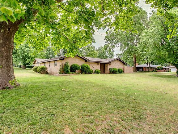 4th image of 2915 Whippoorwill Ln