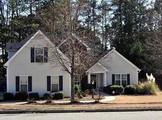 772 Winding Grove Ln, Loganville, GA 30052