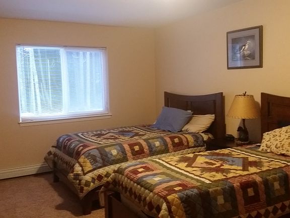 3rd image of 755 Alyeska Hwy APT B