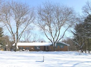 10461 Burgoyne Rd, Berrien Springs, MI 49103