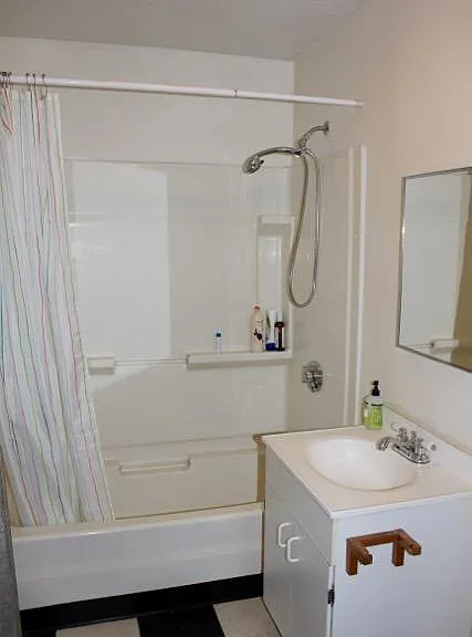 463 Park Dr #7 — Photo 8