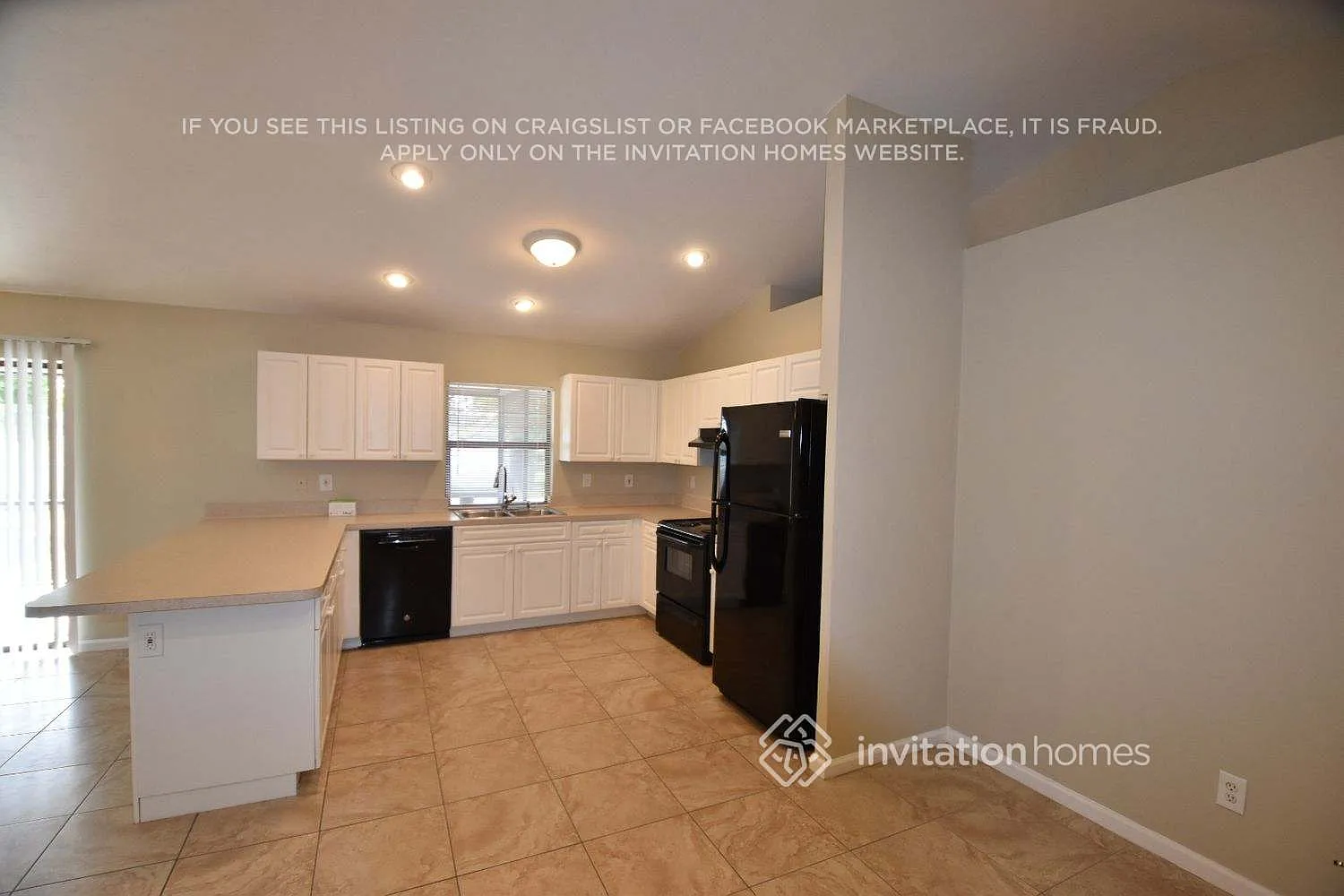 214 SE 5th Pl Cape Coral, FL 33990 — Photo 3