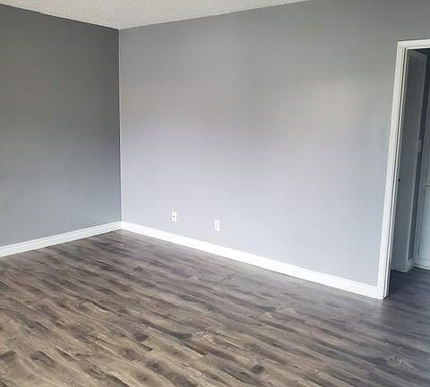 5th image of 628 Marion Pl #9