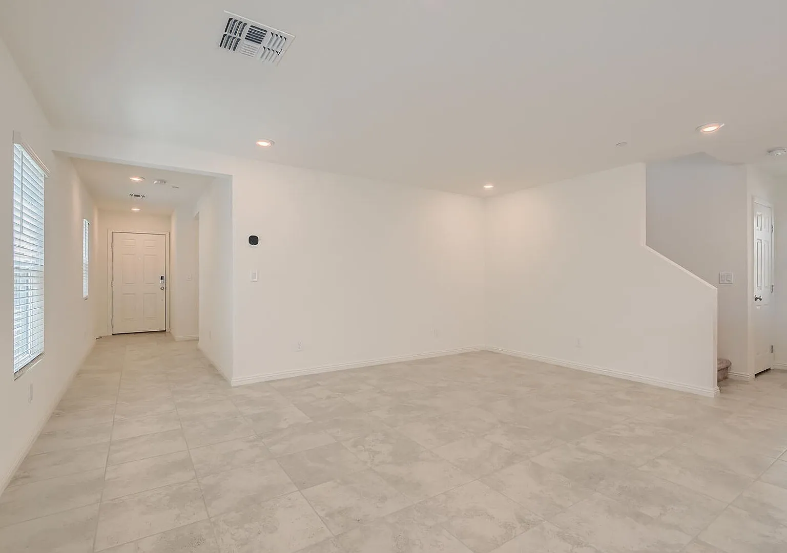 *$1,800 First Month's Rent With Move-In By 10/01/26* Built In 2022 - 4 Bedroom In Centennial Hill... — Photo 4