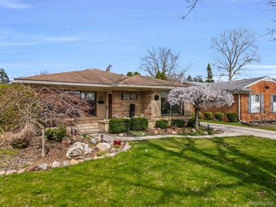 3918 Auburn Dr, Royal Oak, MI, 48073