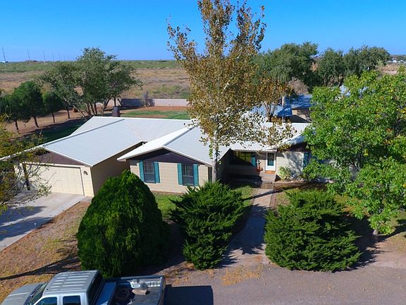 3rd image of 2975 NW County Road 401