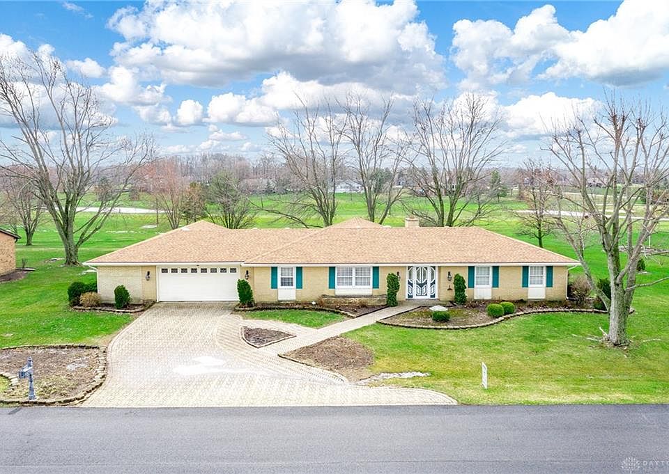 1st image of 6479 Fairway Ct