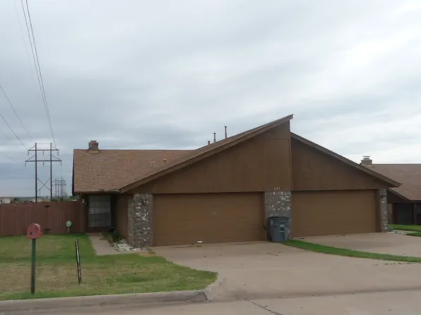 607 SE 41st St APT B, Lawton, OK 73501