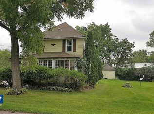 1287 Portage St, Almond, WI 54909