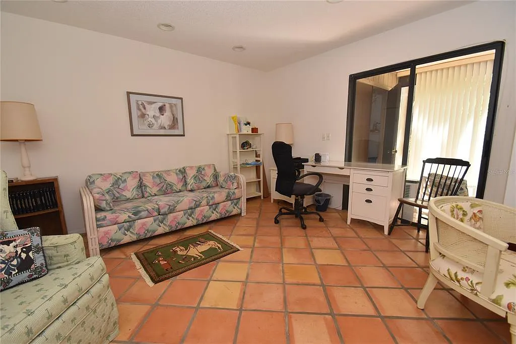 2 bed, 2.0 bath, 1283 sqft, $1,800 — Photo 4