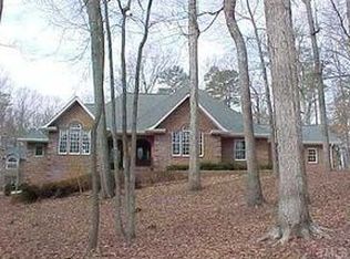 2025 Oakton Dr, Raleigh, NC 27606